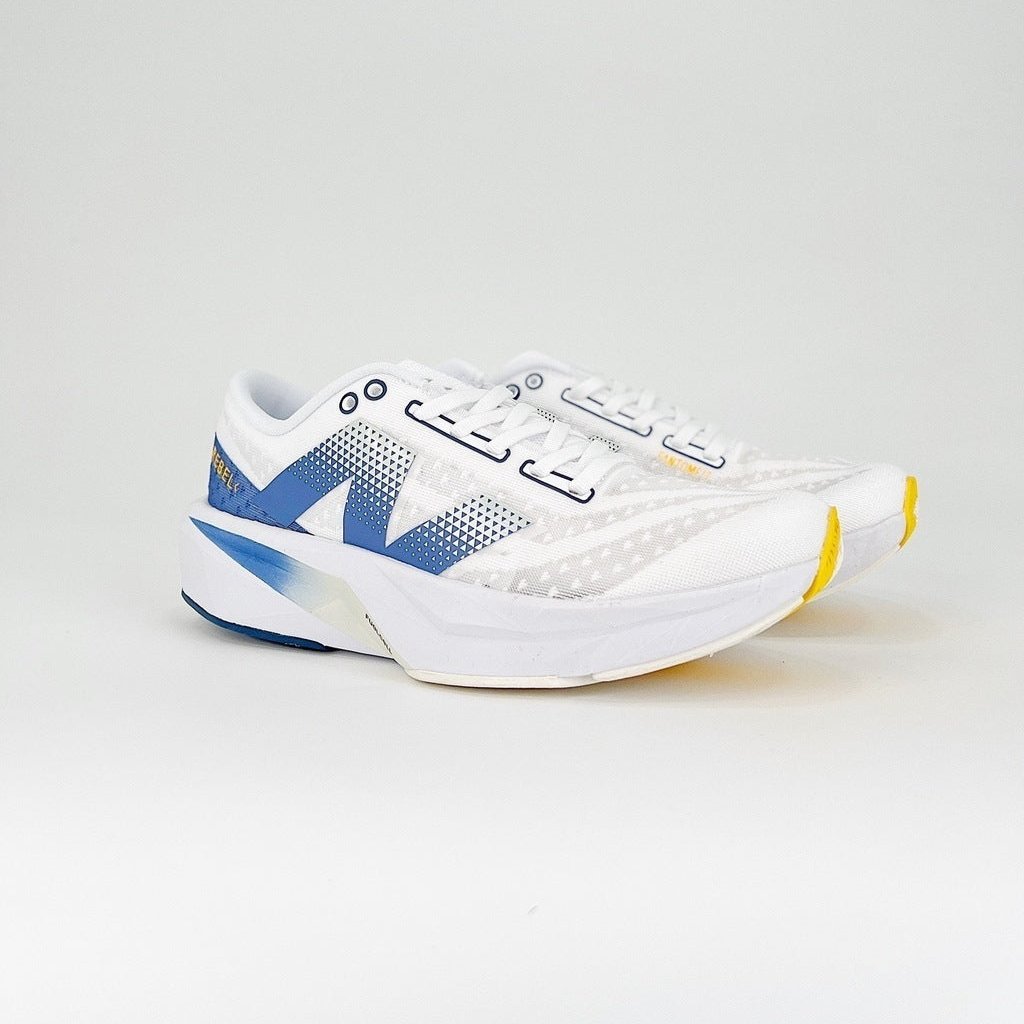 New Balance FuelCell Rebel V4 - Branco/Azul