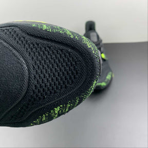 Adidas Ultraboost 22 - Preto/Verde